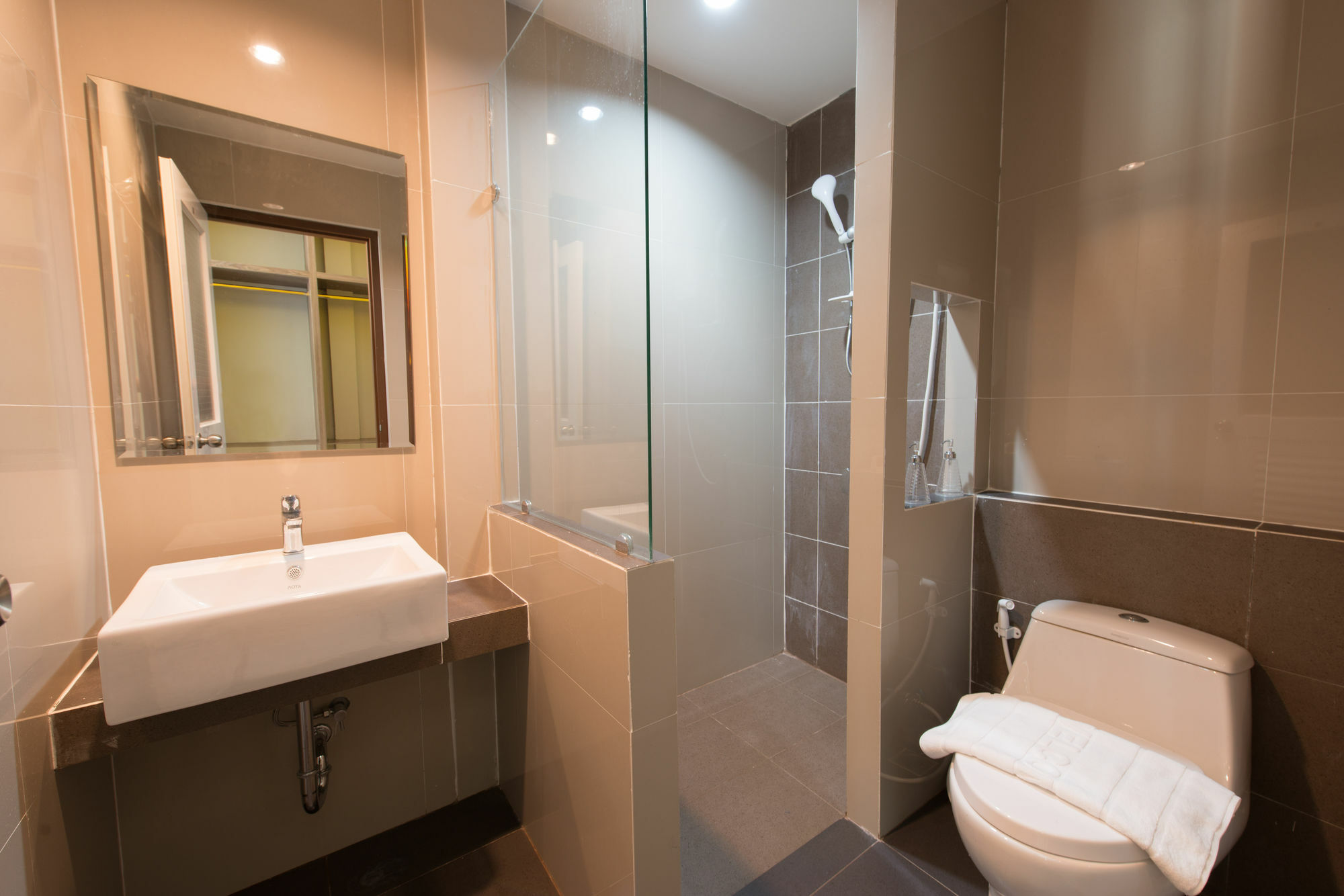 Le Clarita Aparthotel Bangkok Eksteriør bilde